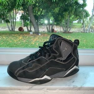 Jordan True Flight. Black and grey. Men’s: 8.5